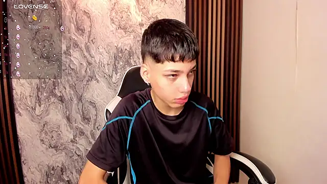 Snapshot of oblivion_deku chatting on February 6, 2026, 1:51 pm oblivion deku online show from February 6, 2026, 1:51 pm