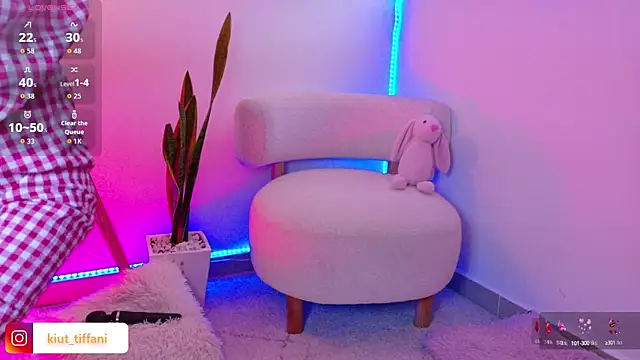 Kiut tiffanii online show from October 3, 2025, 11:12 am