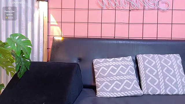 Snapshot of Daiisy_kiss chatting on November 23, 2025, 1:15 am Daiisy kiss online show from November 23, 2025, 1:15 am