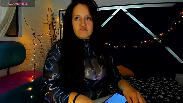 Morana  Hot online show from November 20, 2025, 5:41 am