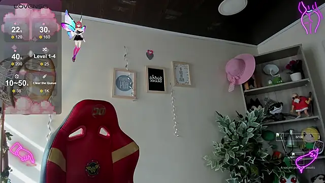 Lana Dreams  online show from September 25, 2025, 1:06 pm