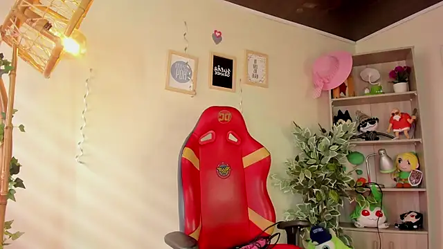 Lana Dreams  online show from September 24, 2025, 12:55 pm