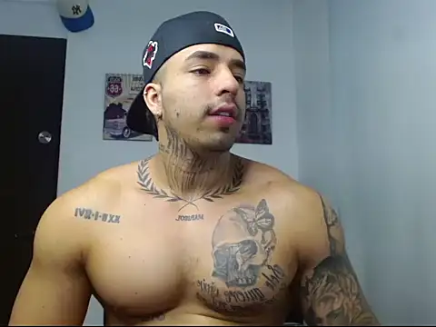 Snapshot of ragnar_phoenix chatting on October 24, 2025, 7:24 pm ragnar phoenix online show from October 24, 2025, 7:24 pm