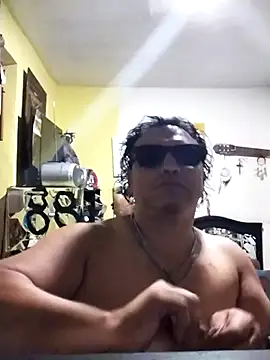 Juancarlosbautistaaguilar online show from October 17, 2025, 3:43 am