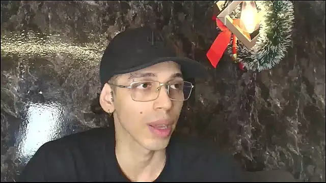 nicolai drake online show from December 3, 2025, 4:35 am