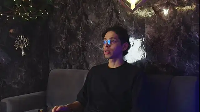 nicolai drake online show from November 21, 2025, 3:16 am