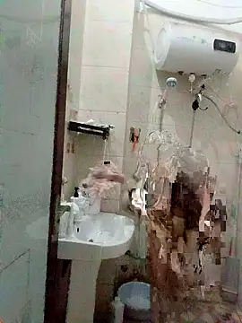 Snapshot of lingling5200 chatting on October 15, 2025, 2:14 pm lingling5200 online show from October 15, 2025, 2:14 pm