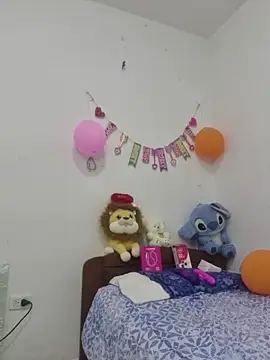 Snapshot of Nina_vallon chatting on February 28, 2026, 10:59 am Nina vallon online show from February 28, 2026, 10:59 am