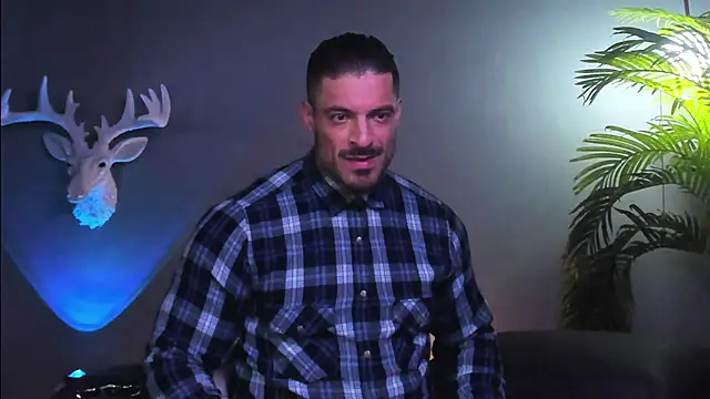 dennis cox1 online show from December 19, 2025, 8:06 am