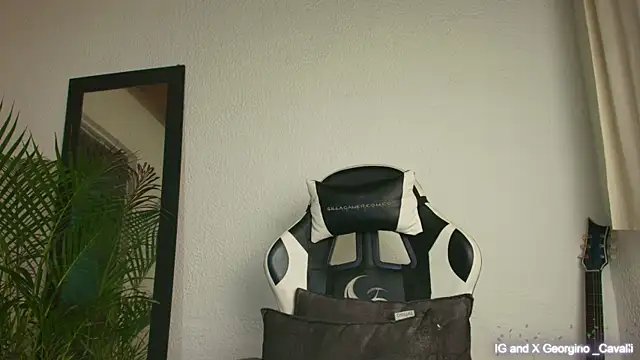 Snapshot of georgino_cavalli chatting on September 20, 2025, 5:12 am georgino cavalli online show from September 20, 2025, 5:12 am