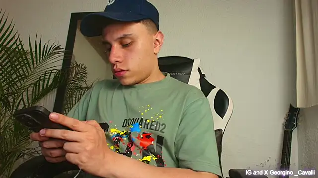 Snapshot of georgino_cavalli chatting on September 25, 2025, 5:02 am georgino cavalli online show from September 25, 2025, 5:02 am