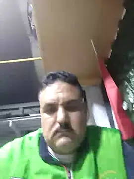 mM0140 online show from December 13, 2025, 11:11 pm