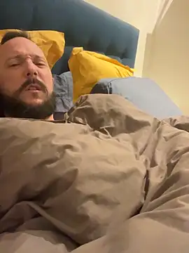 AZOPMOB18999 online show from February 10, 2026, 8:52 pm