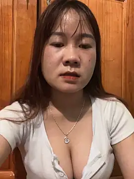 Snapshot of qinejr37 chatting on October 15, 2025, 10:40 pm qinejr37 online show from October 15, 2025, 10:40 pm