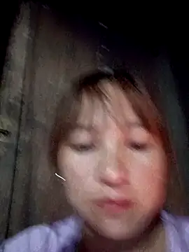 Mini3333 online show from April 13, 2026, 12:31 pm