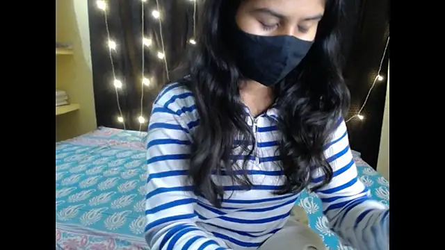 Vanya 7 online show from November 10, 2025, 4:23 pm