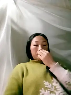 Snapshot of lucybaby00 chatting on February 9, 2026, 10:30 pm lucybaby00 online show from February 9, 2026, 10:30 pm