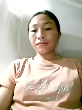Snapshot of lucybaby00 chatting on May 7, 2026, 2:09 pm lucybaby00 online show from May 7, 2026, 2:09 pm