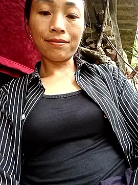 Snapshot of lucybaby00 chatting on May 4, 2026, 10:40 am lucybaby00 online show from May 4, 2026, 10:40 am