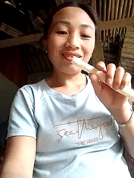 Snapshot of lucybaby00 chatting on March 1, 2026, 10:26 am lucybaby00 online show from March 1, 2026, 10:26 am