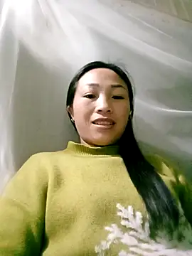 Snapshot of lucybaby00 chatting on February 19, 2026, 10:29 pm lucybaby00 online show from February 19, 2026, 10:29 pm