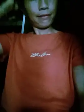 Snapshot of lucybaby00 chatting on June 19, 2026, 10:54 am lucybaby00 online show from June 19, 2026, 10:54 am