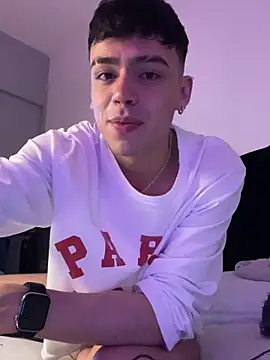 Snapshot of hiddenwave chatting on October 10, 2025, 5:52 am hiddenwave online show from October 10, 2025, 5:52 am