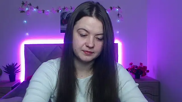 MavkaCute online show from April 24, 2026, 6:21 pm