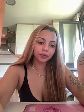 Snapshot of NoeliaGarcia17 chatting on June 16, 2026, 1:11 pm NoeliaGarcia17 online show from June 16, 2026, 1:11 pm