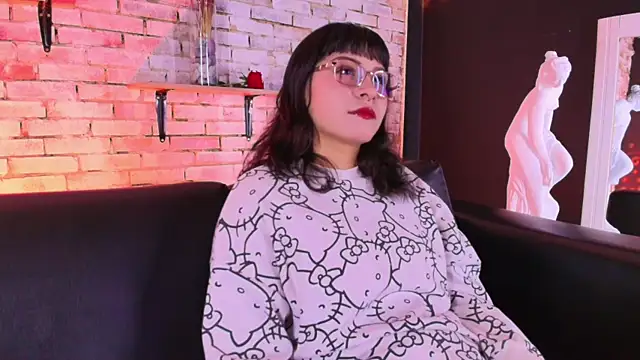 kitty malach online show from March 26, 2026, 3:05 am