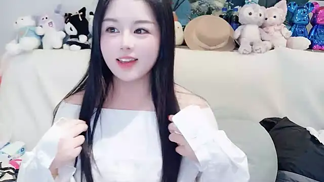 SweetTease2025 online show from March 9, 2026, 3:15 pm