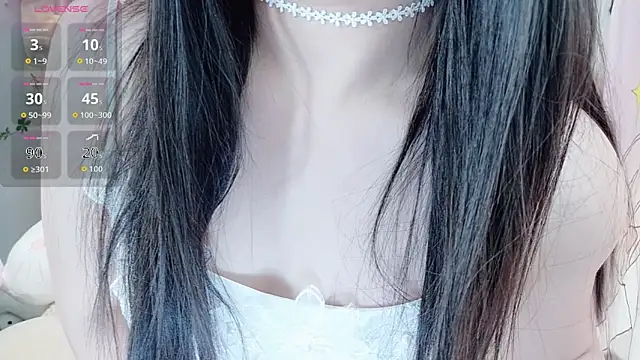 Snapshot of SweetTease2025 chatting on November 1, 2025, 4:23 pm SweetTease2025 online show from November 1, 2025, 4:23 pm