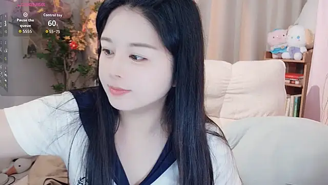 Snapshot of SweetTease2025 chatting on October 5, 2025, 2:41 pm SweetTease2025 online show from October 5, 2025, 2:41 pm