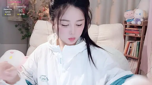 Snapshot of SweetTease2025 chatting on October 31, 2025, 4:36 pm SweetTease2025 online show from October 31, 2025, 4:36 pm