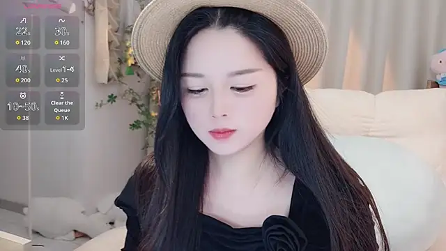 Snapshot of SweetTease2025 chatting on November 10, 2025, 8:25 pm SweetTease2025 online show from November 10, 2025, 8:25 pm