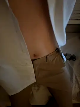 Snapshot of max_x_xine_ chatting on September 24, 2025, 2:56 pm max x xine  online show from September 24, 2025, 2:56 pm