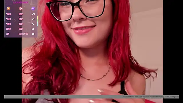 Snapshot of mae_lyra chatting on February 9, 2026, 9:35 pm mae lyra online show from February 9, 2026, 9:35 pm