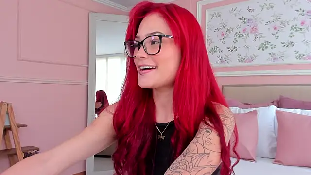 mae lyra online show from April 20, 2026, 5:36 pm