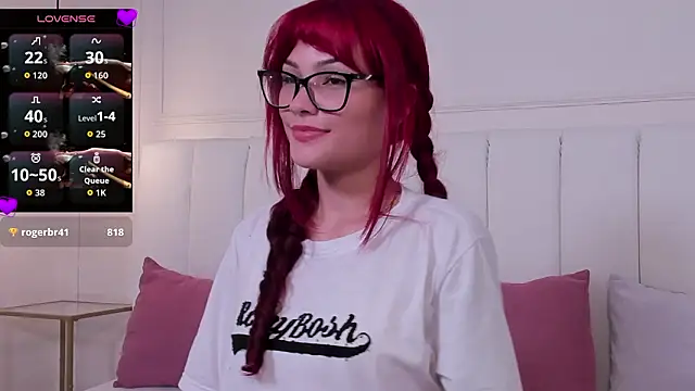 Snapshot of mae_lyra chatting on February 10, 2026, 9:25 pm mae lyra online show from February 10, 2026, 9:25 pm