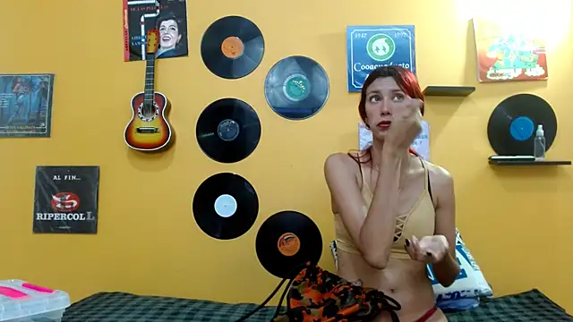 skinnyverus18 online show from November 8, 2025, 7:17 pm