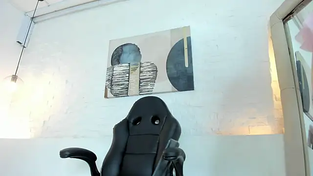 Sarah GothicGirl online show from March 12, 2026, 8:02 pm