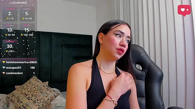 SaraWagner  online show from February 3, 2026, 2:53 am