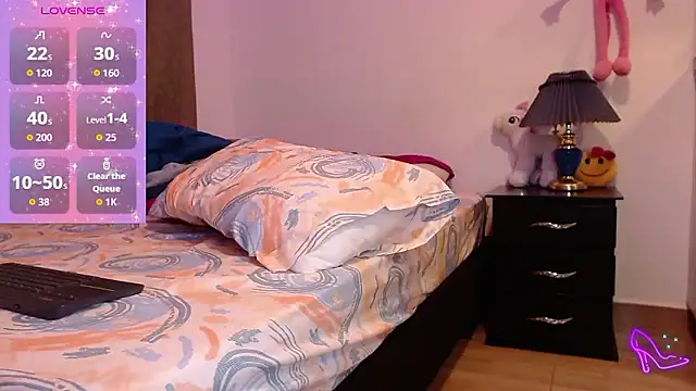 Snapshot of AllysonStonne chatting on January 12, 2026, 8:04 pm AllysonStonne online show from January 12, 2026, 8:04 pm