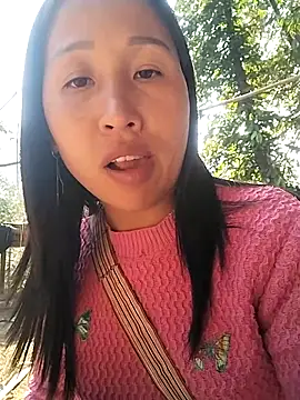 Snapshot of cute_love00 chatting on January 18, 2026, 9:13 am cute love00 online show from January 18, 2026, 9:13 am