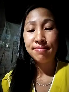 Snapshot of cute_love00 chatting on February 23, 2026, 10:43 pm cute love00 online show from February 23, 2026, 10:43 pm