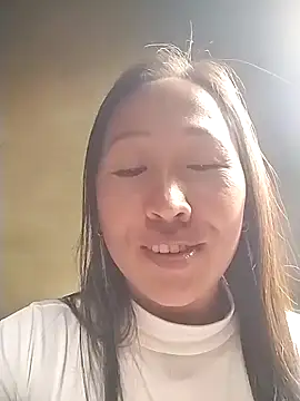 Snapshot of cute_love00 chatting on February 7, 2026, 4:31 am cute love00 online show from February 7, 2026, 4:31 am