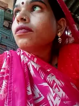 Snapshot of Soniya_pandit chatting on March 24, 2026, 12:49 pm Soniya pandit online show from March 24, 2026, 12:49 pm