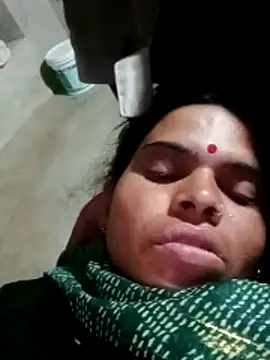 Snapshot of Soniya_pandit chatting on March 7, 2026, 7:41 pm Soniya pandit online show from March 7, 2026, 7:41 pm