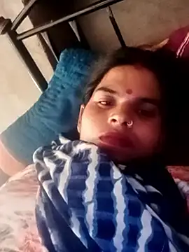 Snapshot of Soniya_pandit chatting on April 17, 2026, 11:02 am Soniya pandit online show from April 17, 2026, 11:02 am