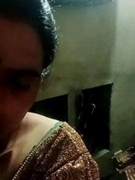 Snapshot of Soniya_pandit chatting on March 18, 2026, 5:47 pm Soniya pandit online show from March 18, 2026, 5:47 pm